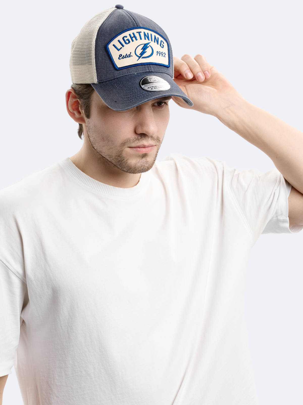 Бейсболка NHL Tampa Bay Lightning с сеткой