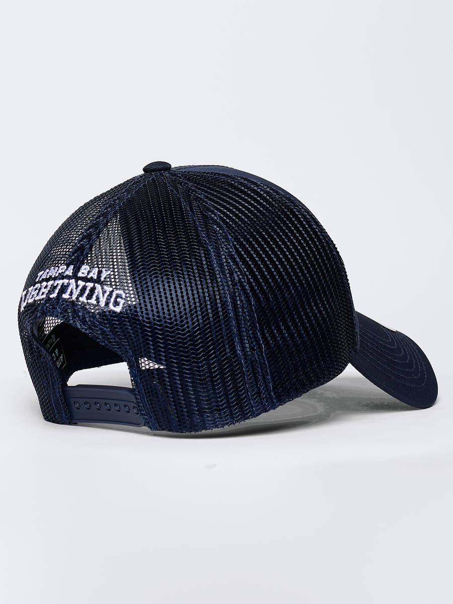 Бейсболка NHL Tampa Bay Lightning с сеткой