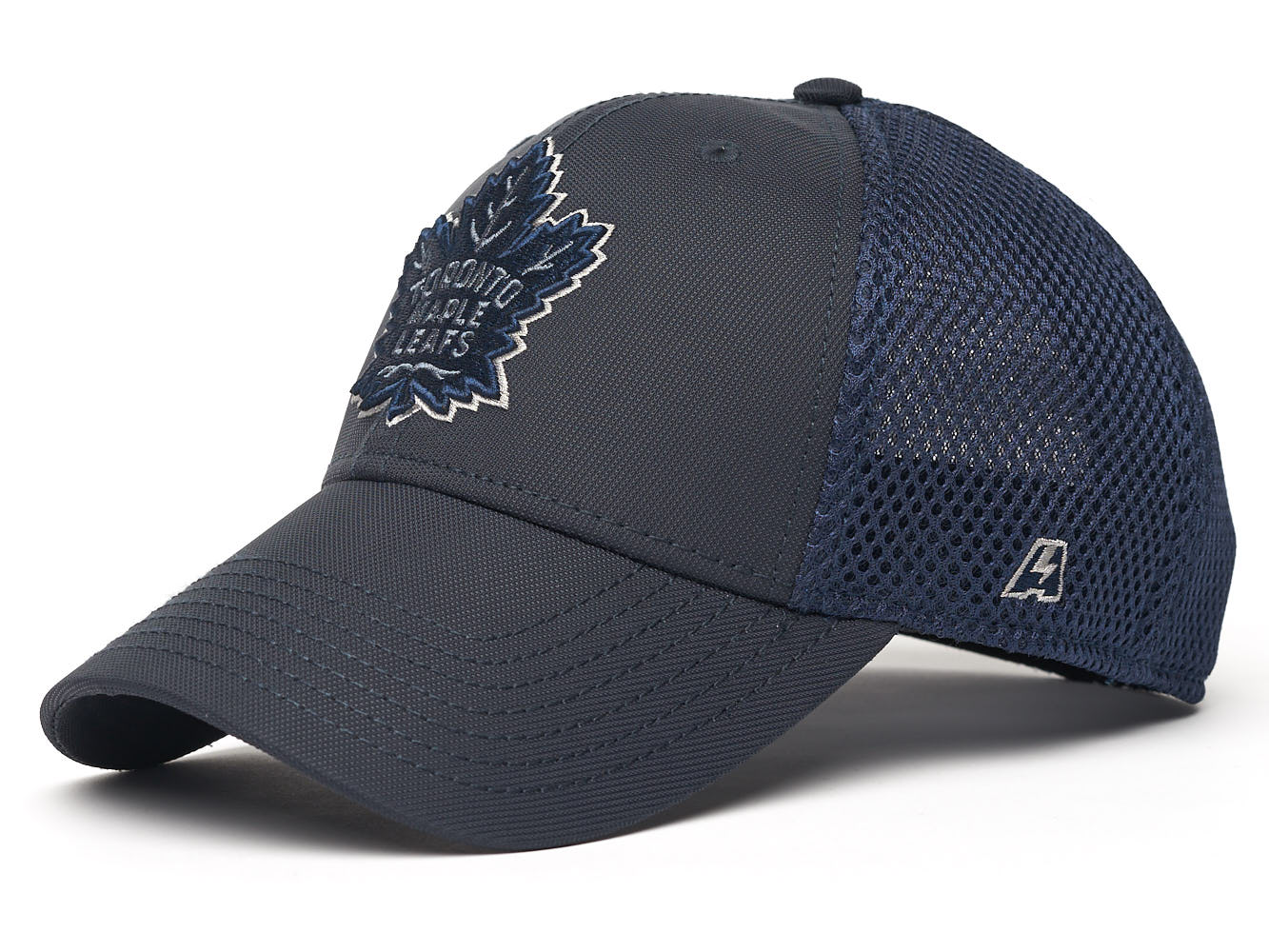 Бейсболка NHL Toronto Maple Leafs (размер M)