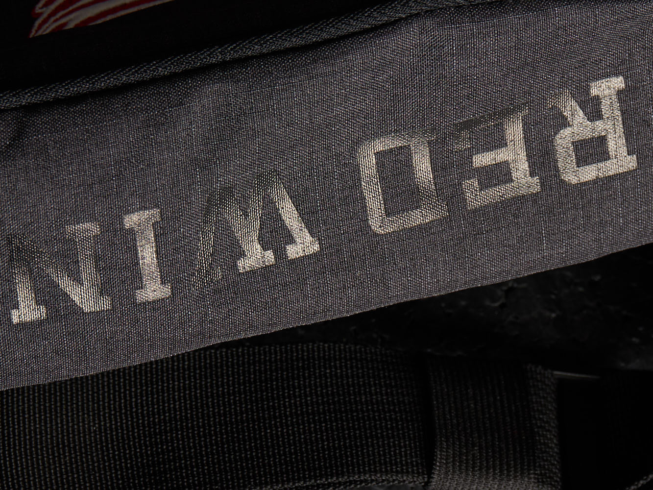 Сумка на пояс NHL Detroit Red Wings