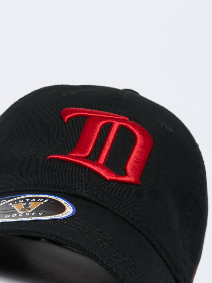 Бейсболка NHL Detroit Red Wings мягкая