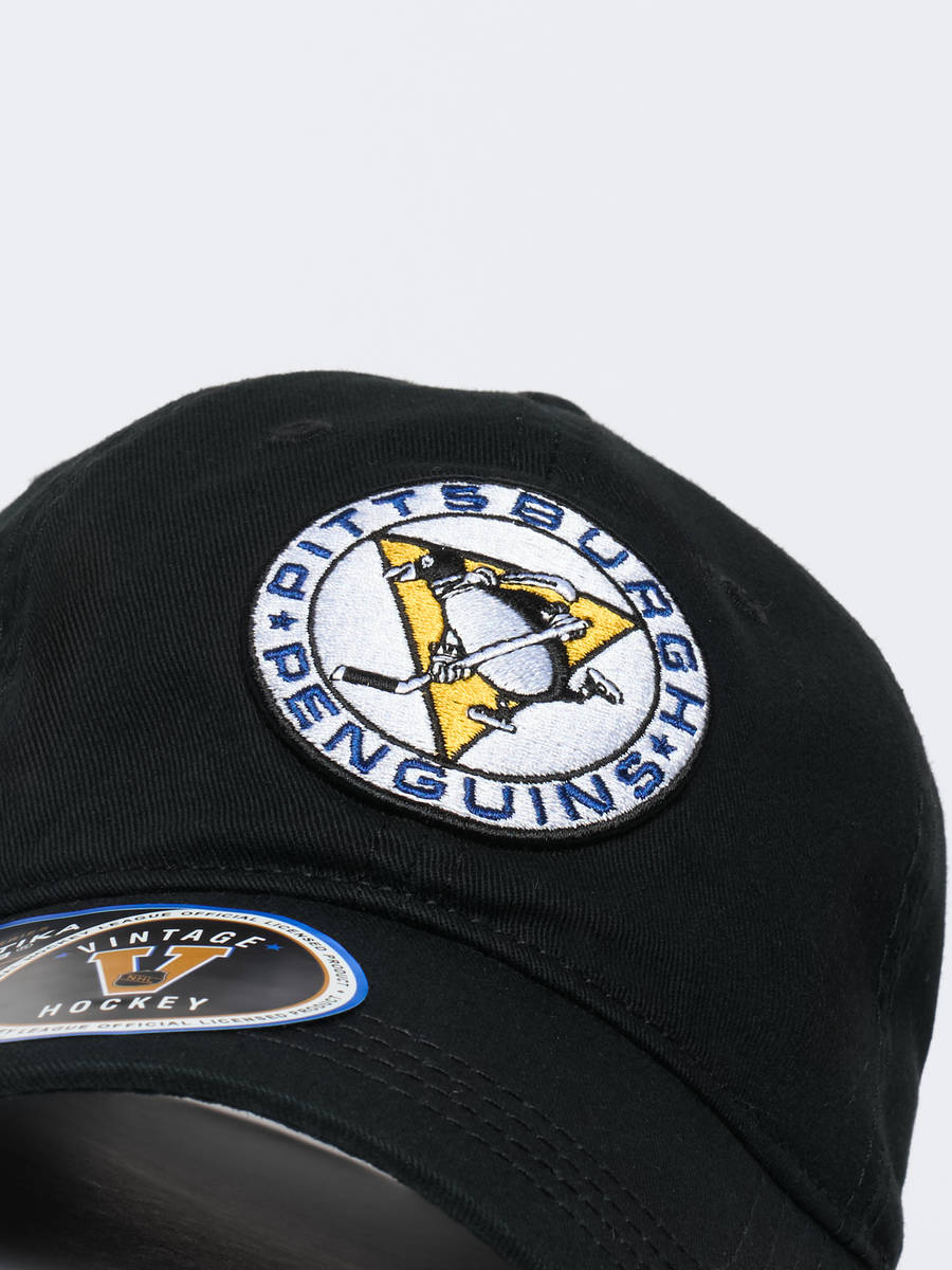 Бейсболка NHL Pittsburgh Penguins мягкая