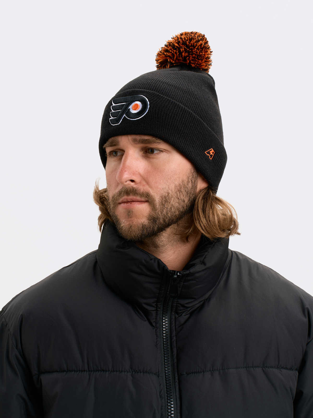 Шапка NHL Philadelphia Flyers с помпоном