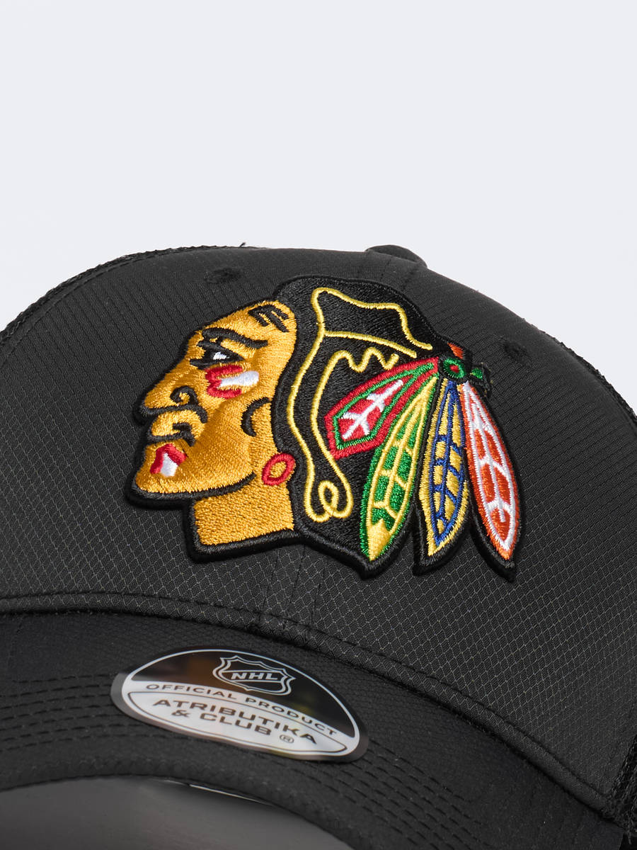 Бейсболка NHL Chicago Blackhawks с сеткой