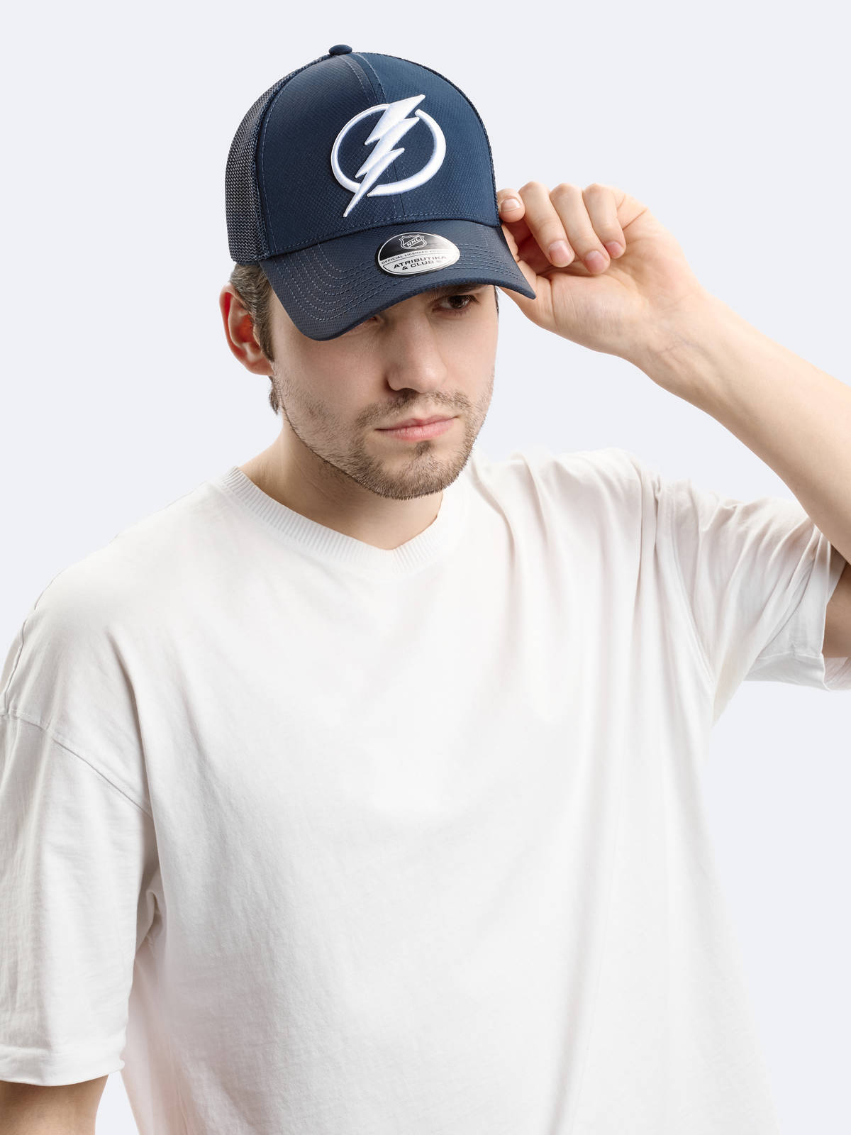 Бейсболка NHL Tampa Bay Lightning с сеткой