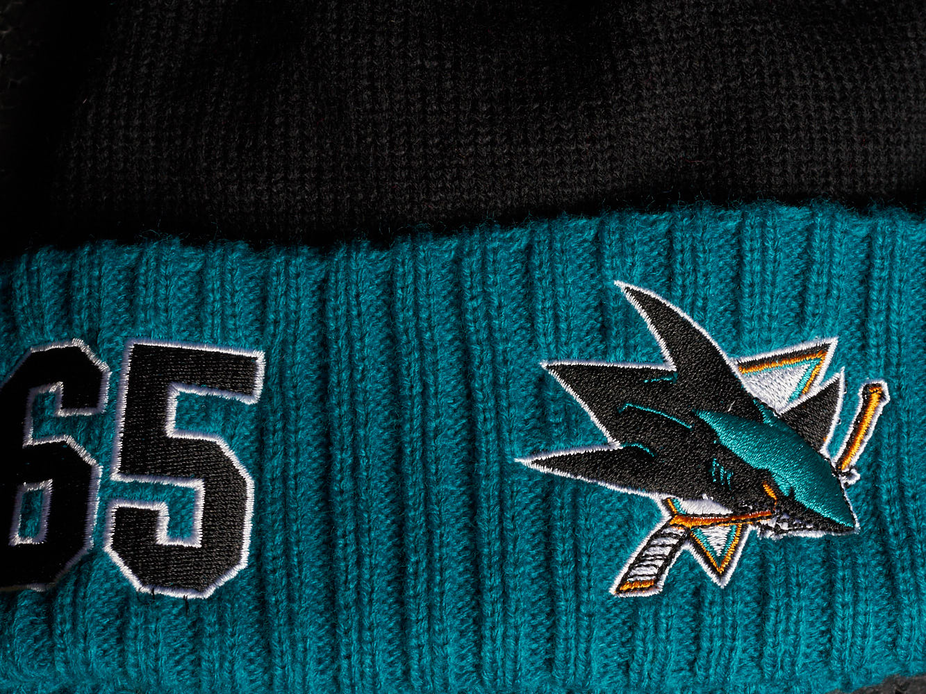 Шапка NHL San Jose Sharks № 65